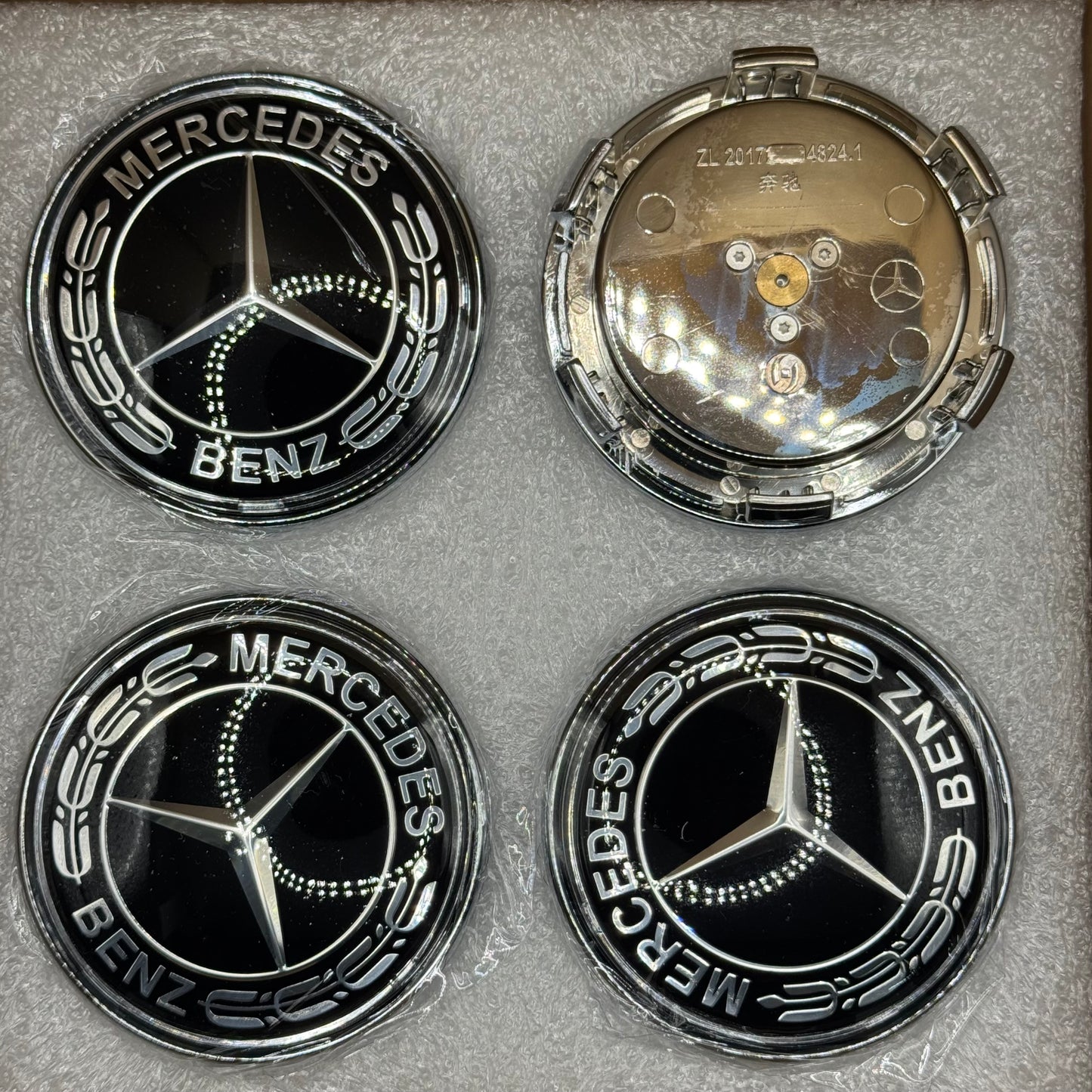 Mercedes-Benz Black & Chrome Floating Centre Caps 75mm - Set of 4